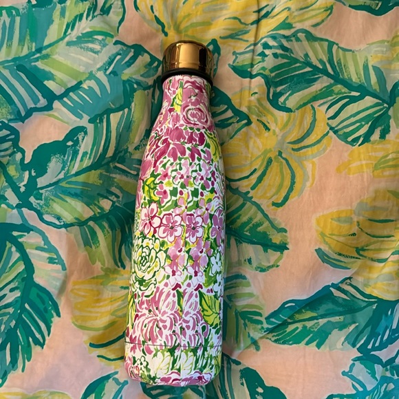 Lilly Pulitzer Other - Lilly Pulitzer Swell collaboration water bottle